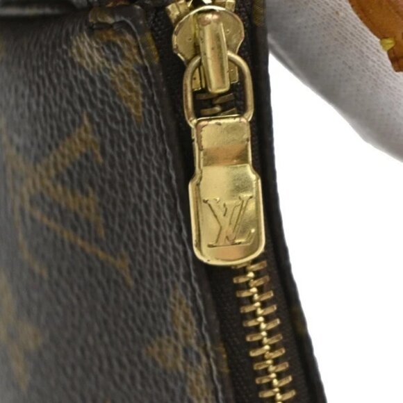LOUIS VUITTON Pochette Accessoires Hand Bag Monogram Leather BN - Picture 10 of 15
